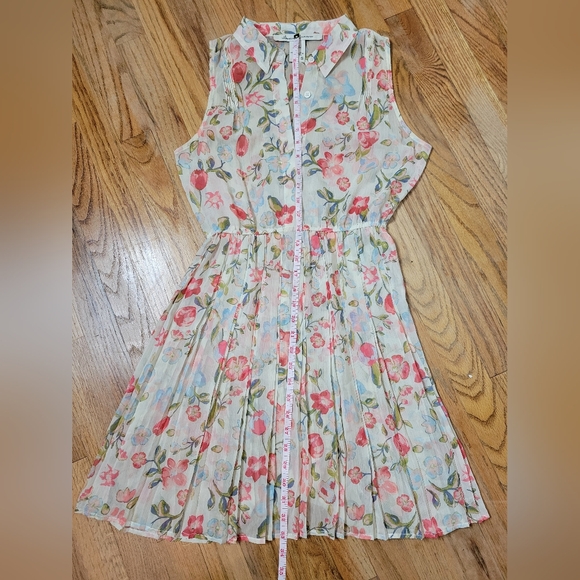 American Rag Floral Sleeveless Dress Button Front  Elastic Waist Size S. - Picture 13 of 13